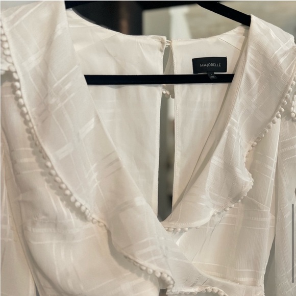 NEVER WORN - Enzo Romper
MAJORELLE
Color: Ivory
Size: S
MAJORELLE - Picture 12 of 12